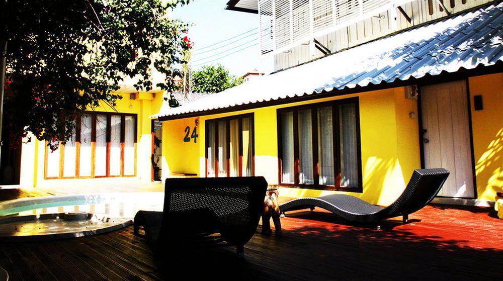 Smile House Guesthouse Чиангмай Экстерьер фото
